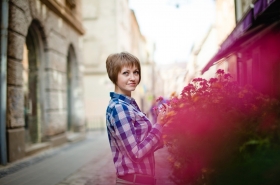 Julia from Kharkiv, 34 years, with green eyes, dark brown hair, Christian, University stuff. #9