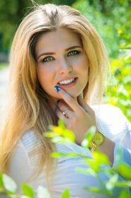 Yuliya from Kharkov, 37 years, with blue eyes, light brown hair, Christian, teacher. #4