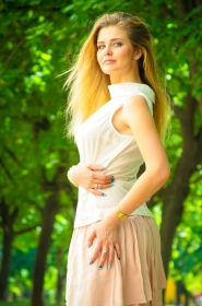 Yuliya from Kharkov, 37 years, with blue eyes, light brown hair, Christian, teacher. #8