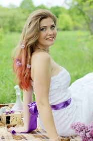 Yuliya from Kharkov, 37 years, with blue eyes, light brown hair, Christian, teacher. #25