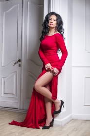 Julia from Kharkov, 38 years, with green eyes, black hair, Christian, admimistrator. #12