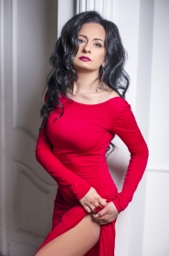 Julia from Kharkov, 38 years, with green eyes, black hair, Christian, admimistrator. #13