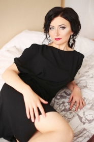 Julia from Kharkiv, 42 years, with green eyes, dark brown hair, Christian. #8
