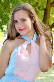 Alla from Nikolaev, 26 years, with blue eyes, light brown hair, Christian, student. #8
