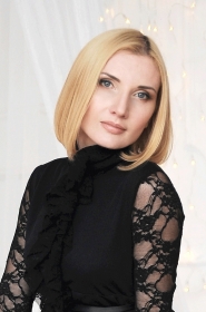 Nataliya from Nikolaev, 39 years, with blue eyes, blonde hair, Christian, Banker. #7