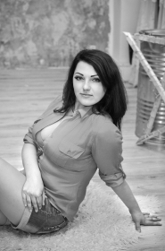 Mariya from Nikolaev, 34 years, with grey eyes, light brown hair, Christian, business lady. #11