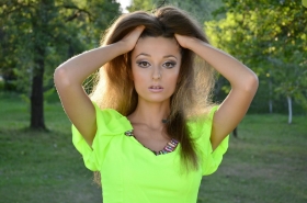 Teona from Chernigov, 32 years, with brown eyes, light brown hair, Christian, model. #7