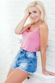 Lyudmila from Melitopol, 45 years, with blue eyes, blonde hair, Christian, Psychologist. #15
