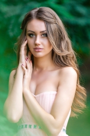 Daria from Zaporozhye, 29 years, with green eyes, dark brown hair, Christian. #2