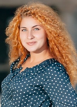 Nina from Nikolaev, 28 years, with grey eyes, red hair, Christian, coach.