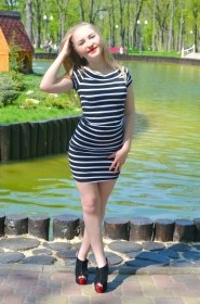 Irina from Kharkov, 26 years, with green eyes, blonde hair, Christian, student. #8