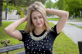Alla from Nikolaev, 31 years, with grey eyes, blonde hair, Christian, journalist. #2