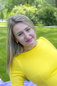 Alla from Nikolaev, 31 years, with grey eyes, blonde hair, Christian, journalist. #13