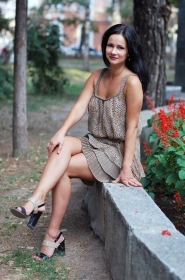 Vitalina from Odessa, 40 years, with brown eyes, black hair, Christian, Beautician. #1