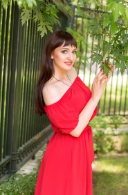 Anna from Kharkov, 28 years, with green eyes, dark brown hair, Christian, designer. #7