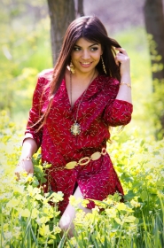 Leyla from Odessa, 28 years, with brown eyes, dark brown hair, Muslim, Nail stylist. #3
