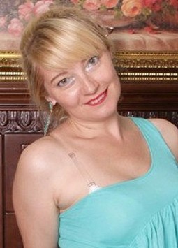 Natalya from Kiev, 48 years, with grey eyes, blonde hair, Christian.