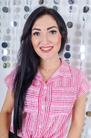 Svetlana from Kharkov, 32 years, with brown eyes, dark brown hair, Christian, psycologist. #13