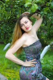 Vera from Dnepropetrovsk, 36 years, with blue eyes, dark brown hair, Christian, manager. #7