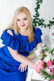 Anna from Nikolaev, 32 years, with green eyes, blonde hair, Christian, marketing. #3