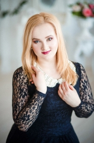 Anna from Nikolaev, 32 years, with green eyes, blonde hair, Christian, marketing. #7