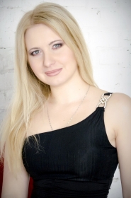 Olga from Zaporozhye, 33 years, with green eyes, blonde hair, Christian, Teacher. #1