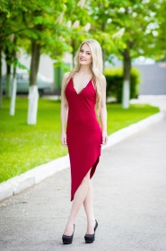 Liliya from Dnepropetrovsk, 33 years, with blue eyes, blonde hair, Christian, manager. #4
