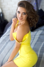 Natali from Odessa, 37 years, with green eyes, light brown hair, Christian, Dance Coach. #11