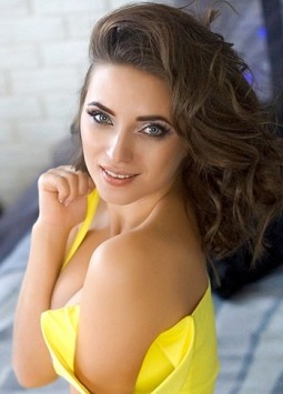 Natali from Odessa, 36 years, with green eyes, light brown hair, Christian, Dance Coach.