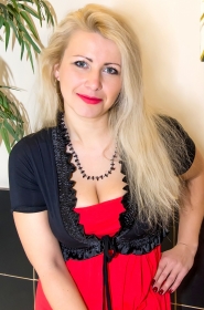 Irina from Chuguev, 38 years, with grey eyes, blonde hair, Christian, Teacher. #10