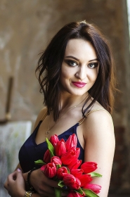 Anna from Kiev, 35 years, with blue eyes, light brown hair, Christian, Economist. #3