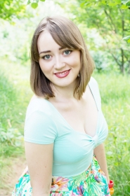 Vera from Kharkov, 29 years, with green eyes, light brown hair, Christian, engineer. #4