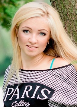 Kate from Cherkassy, 30 years, with blue eyes, blonde hair, Christian, Teacher.
