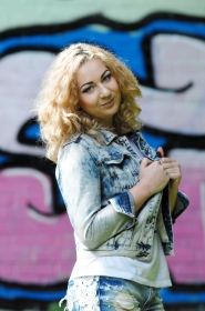 Elena from Poltava, 33 years, with green eyes, blonde hair, Christian, copywriter. #10