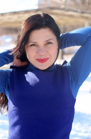 Tatyana from Pryluky, 40 years, with green eyes, dark brown hair, Christian, salesperson. #2