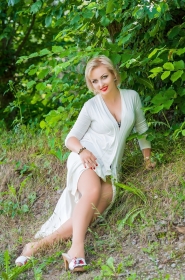 Daria from Kherson, 37 years, with green eyes, blonde hair, Christian, beautician. #6