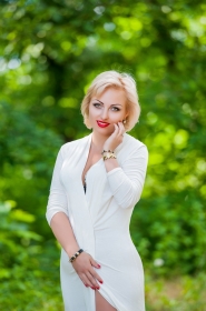 Daria from Kherson, 37 years, with green eyes, blonde hair, Christian, beautician. #8