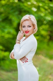 Daria from Kherson, 37 years, with green eyes, blonde hair, Christian, beautician. #9