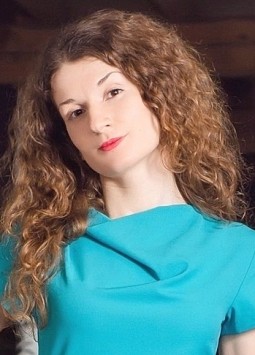 Daria from Nikolaev, 34 years, with brown eyes, dark brown hair, Christian, lawyer.