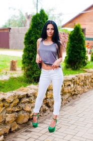 Maria from Kherson, 29 years, with blue eyes, black hair, Christian, Fitness Instructor. #14