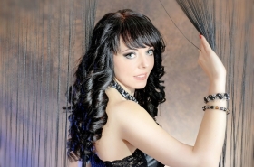 Yulia from Poltava, 43 years, with blue eyes, dark brown hair, Christian, Economist. #2