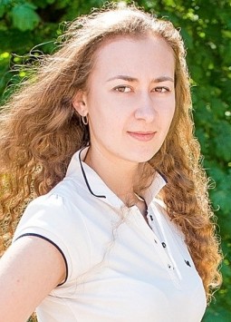 Ekaterina from Kirovohrad, 28 years, with brown eyes, dark brown hair, Christian, teacher.