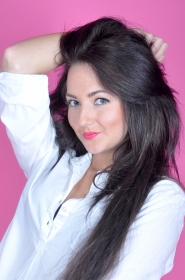 Aleksandra from Zaporozhie, 33 years, with green eyes, dark brown hair, Christian, secretary. #10