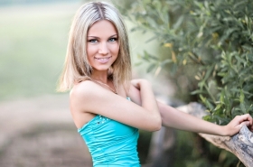 Anna from Sumy, 32 years, with blue eyes, blonde hair, Christian, Teacher. #4