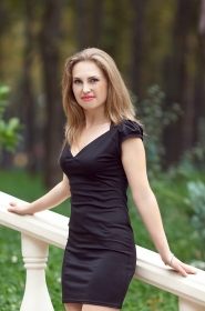 Svetlana from Kharkov, 34 years, with grey eyes, light brown hair, Christian, construction business. #4