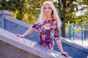 Anastasia from Nikolaev, 29 years, with brown eyes, blonde hair. #12