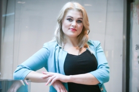 Marina from Kharkov, 29 years, with green eyes, blonde hair, Christian, student. #7
