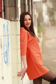 Lina from Nikolaev, 33 years, with green eyes, light brown hair, Christian, administrator. #3