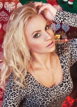 Victoria from Kherson, 34 years, with blue eyes, blonde hair, Christian, director.