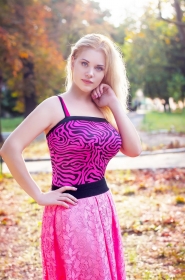 Nataliya from Odessa, 32 years, with blue eyes, blonde hair, Christian, administrator. #10